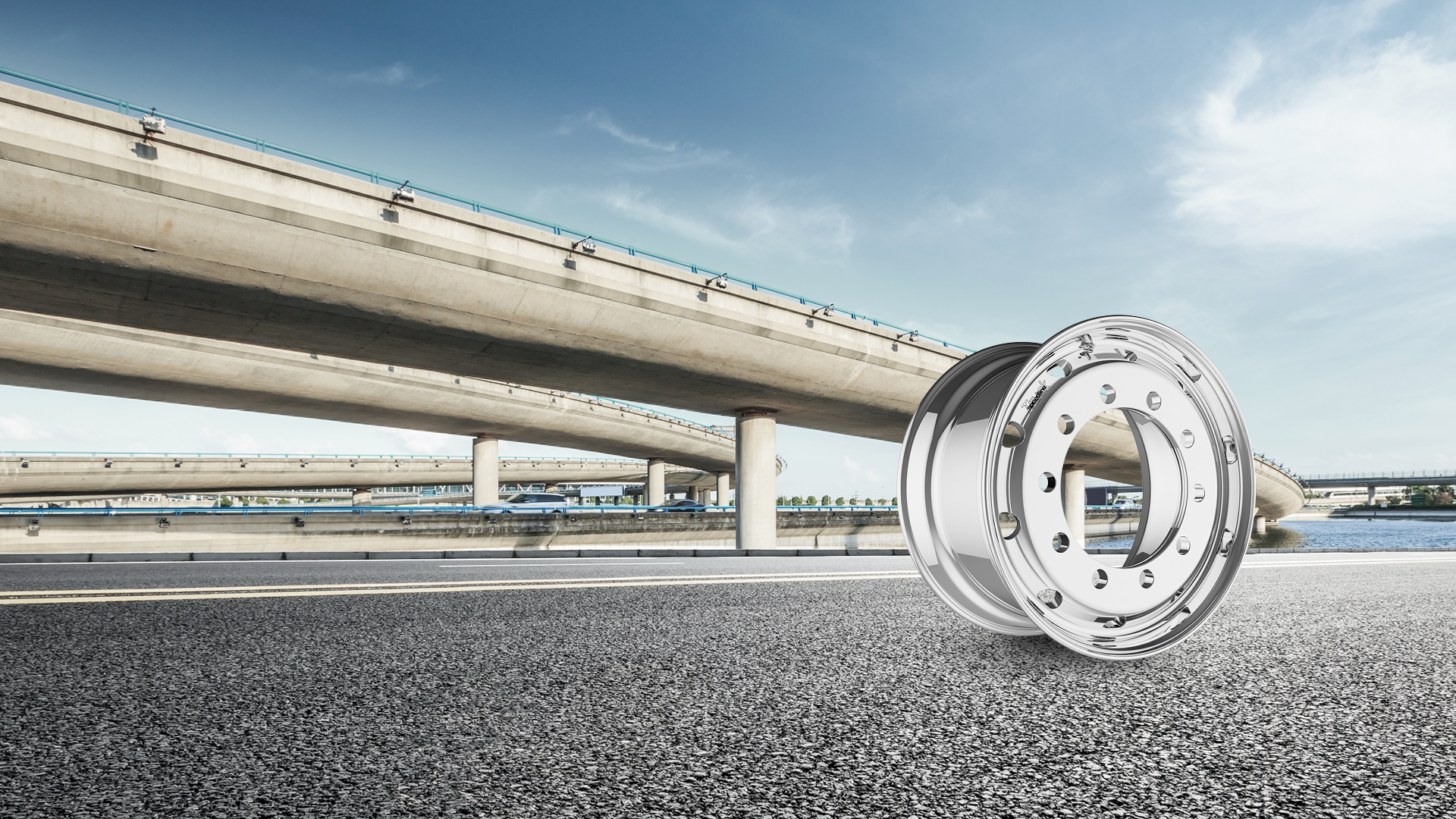 Lightweight alloy forged wheel for refrigerated trucks